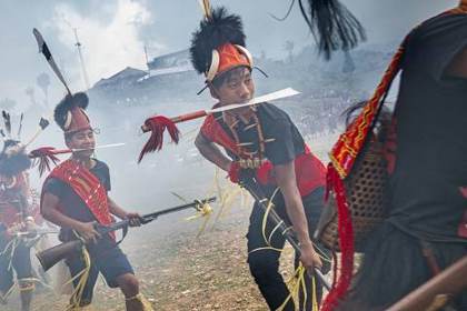 Konyak men with their muzzle-loading guns at Aoleang