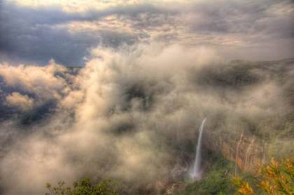 Nohkalikai Falls under the cloud