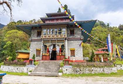 Ringhim Monastery, Mangan