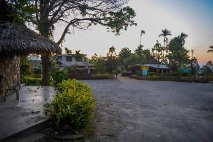 Mawlynnong village at dusk