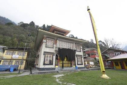 Lachen monastery